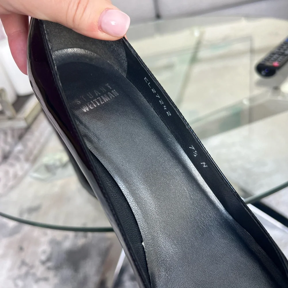 Stuart Weitzman Black Patent Pointed-Toe Pump Heels - Picture 3 of 7